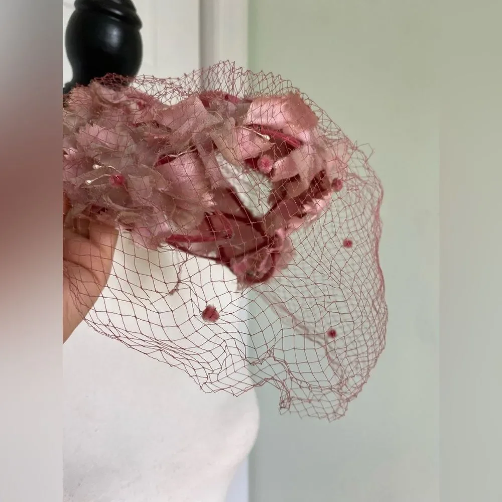1950s Vintage Pink Flower & Bow Hat - Picture 3 of 9